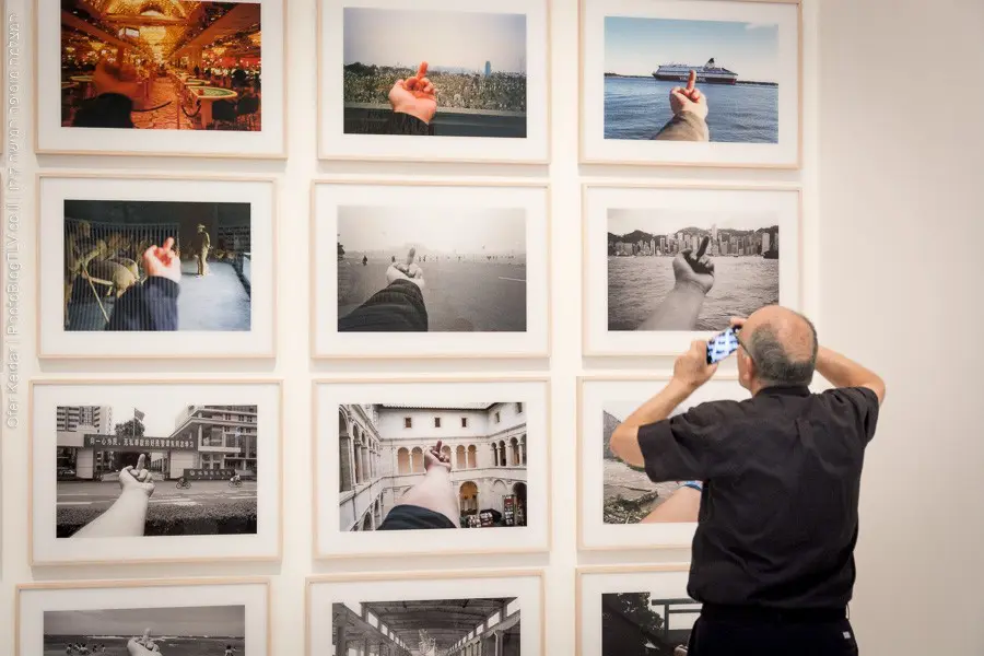 מוזיאון ישראל, ירושלים | איי וויווי | המצלמה מוסיפה חמישה קילו | בלוג הצילום של עפר קידר