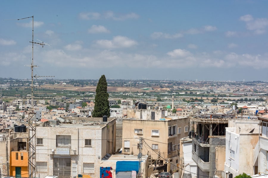 תיירות טייבה - טיול לטייבה במסגרת סדנת צילום בטייבה |המצלמה מוסיפה חמישה קילו | עפר קידר