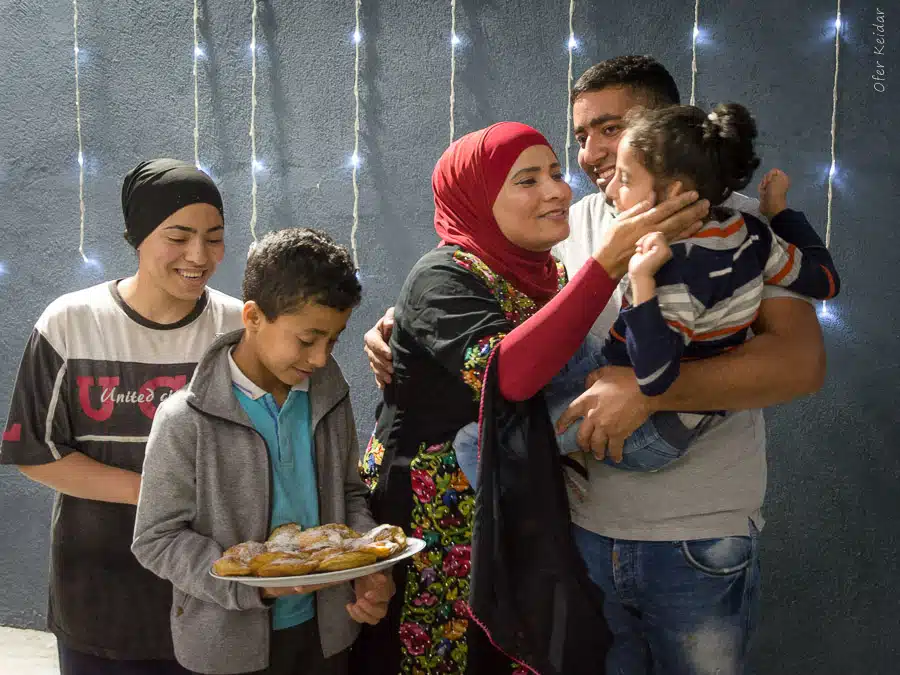 לילות רמדאן רהט - טיול לרהט במסגרת סיור רמדאן | המצלמה מוסיפה חמישה קילו | עפר קידר לילות רמדאן רהט - טיול לרהט במסגרת סיור רמדאן | המצלמה מוסיפה חמישה קילו | עפר קידר