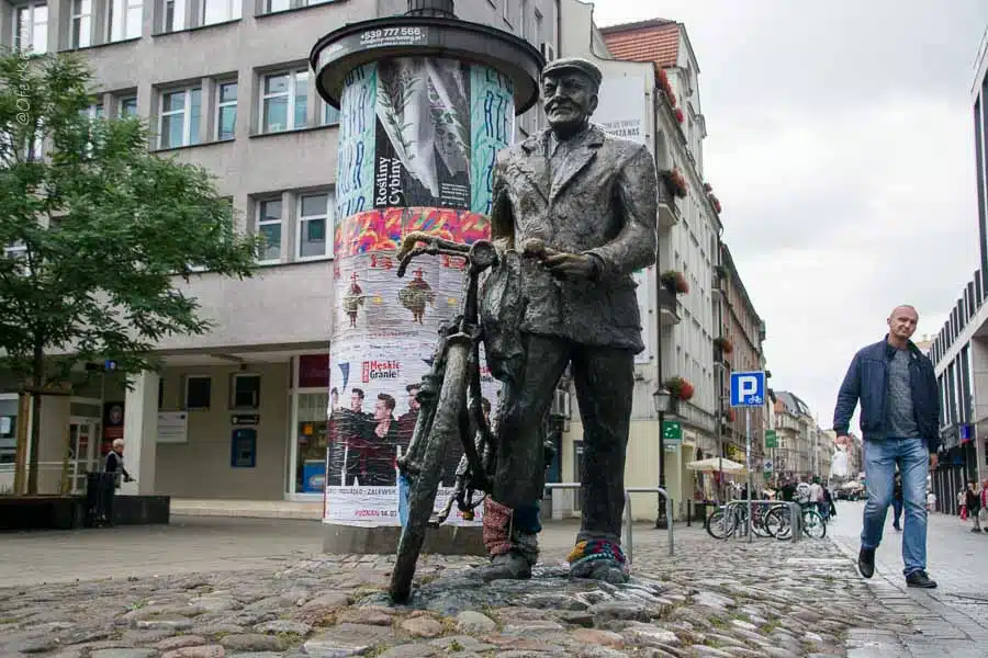 אטרקציות בפוזנן, פולין | המצלמה מוסיפה חמישה קילו | עפר קידר אטרקציות בפוזנן, פולין | המצלמה מוסיפה חמישה קילו | עפר קידר