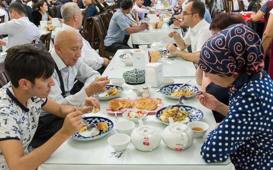 טיול לטשקנט, בירת אוזבקיסטן | המצלמה מוסיפה חמישה קילו | עפר קידר