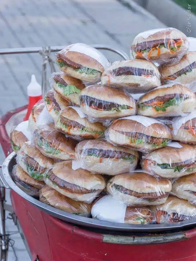 סמרקנד, אוזבקיסטן | המצלמה מוסיפה חמישה קילו | עפר קידר סמרקנד, אוזבקיסטן | המצלמה מוסיפה חמישה קילו | עפר קידר