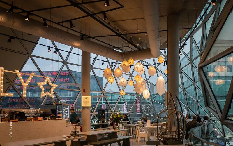 משקיעים בגופי תאורה - בכל זאת, איינדהובן היא עיר האורות